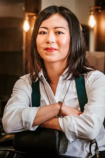 Anna – Japanische Schnittmeisterin bei Eric:Barbier Hamburg